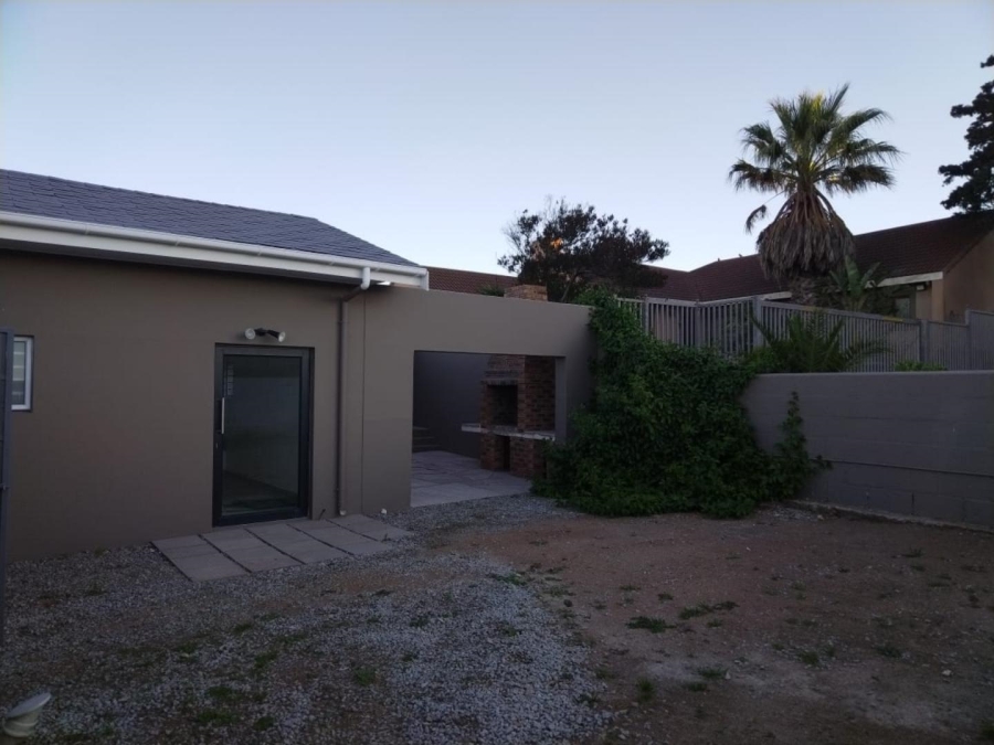 4 Bedroom Property for Sale in Vredenburg Western Cape